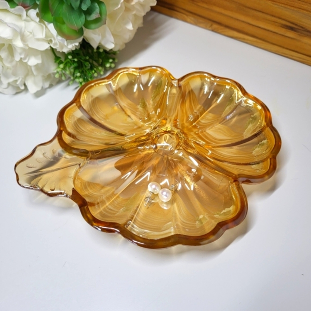 Vintage Iridescent Jeannette Marigold Peach Coloured Floral Candy / Trinket Dish